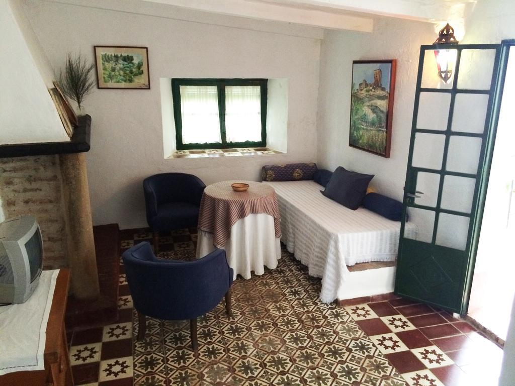 Cortijo El Berrocal Guest House Касала де ла Сиера Екстериор снимка